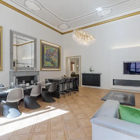 Cavour 83 Prestige House By 360rentals Florence